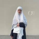 Ensemble femme abaya kimono INAYA - Bleu marine + Khimar 3 voiles Yemeni blanc